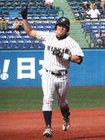 対法大戦、本塁打を放った那賀裕司（4年）