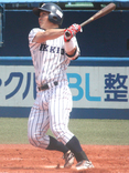 対東大戦、本塁打を放った瞬間の山田祐輔（3年）
