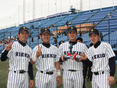 ベストナインを獲得した小室（3年）、岡崎（4年）、那賀（4年）、松本（3年）