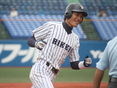 対慶大戦、本塁打を放った長谷川直史（4年）